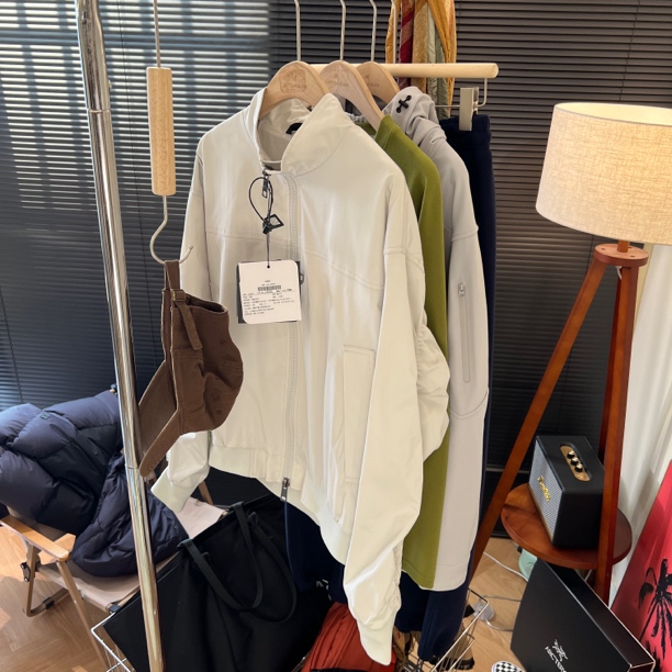 这个夹克吼吼看！少年感穿搭 太帅了！功能性面料 男女同款