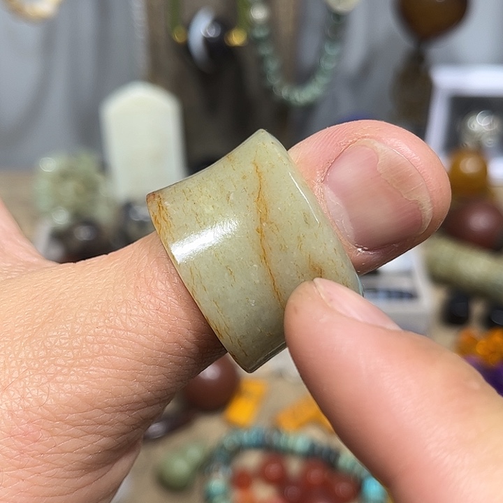 玛瑙/玉髓颈饰未镶嵌辛*疾