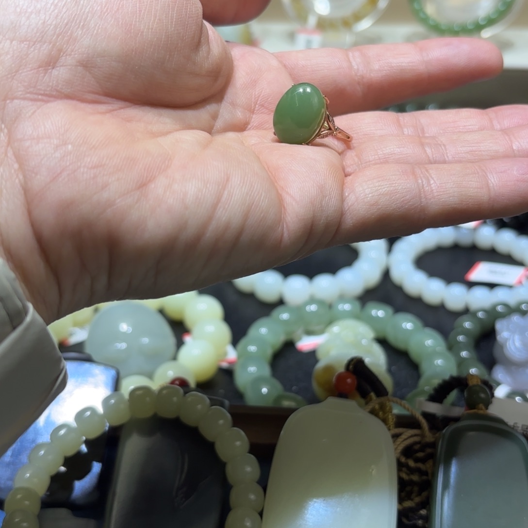 和田玉未镶嵌手链