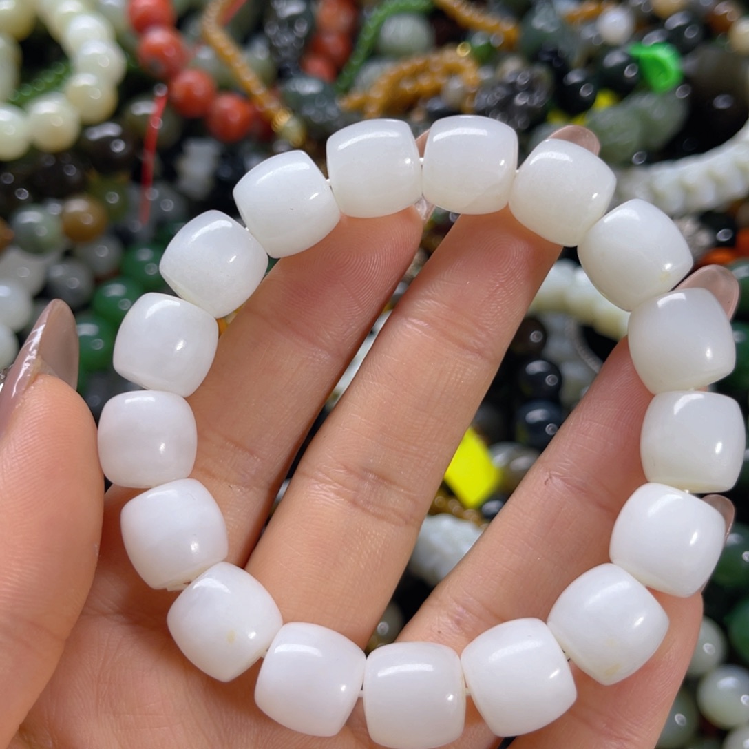 未镶嵌手链和田玉