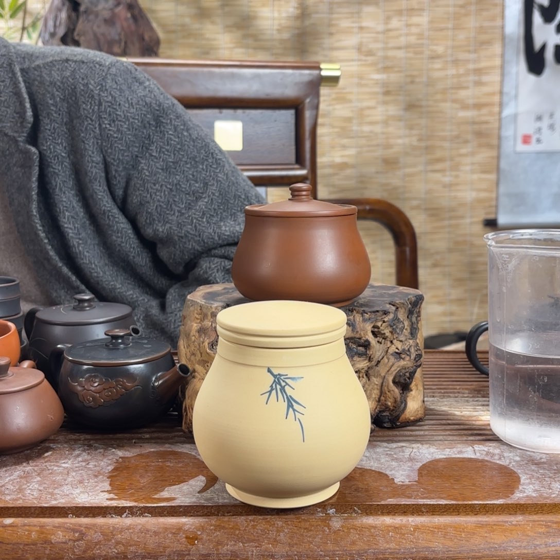 杯护**队建水紫陶斗茶罐2个