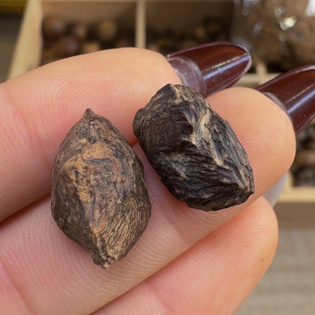 沉香吊坠沉水达拉干