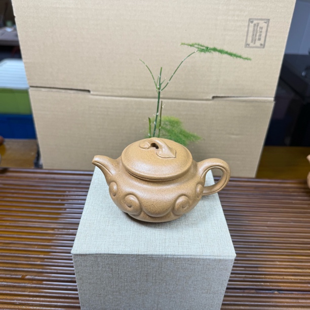 〖大如意仿古〗原矿黄段40目半手仿古如意310cc