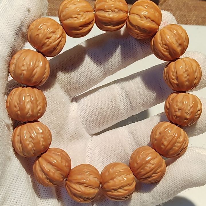 文玩核桃吊坠猴头京八棱17mm