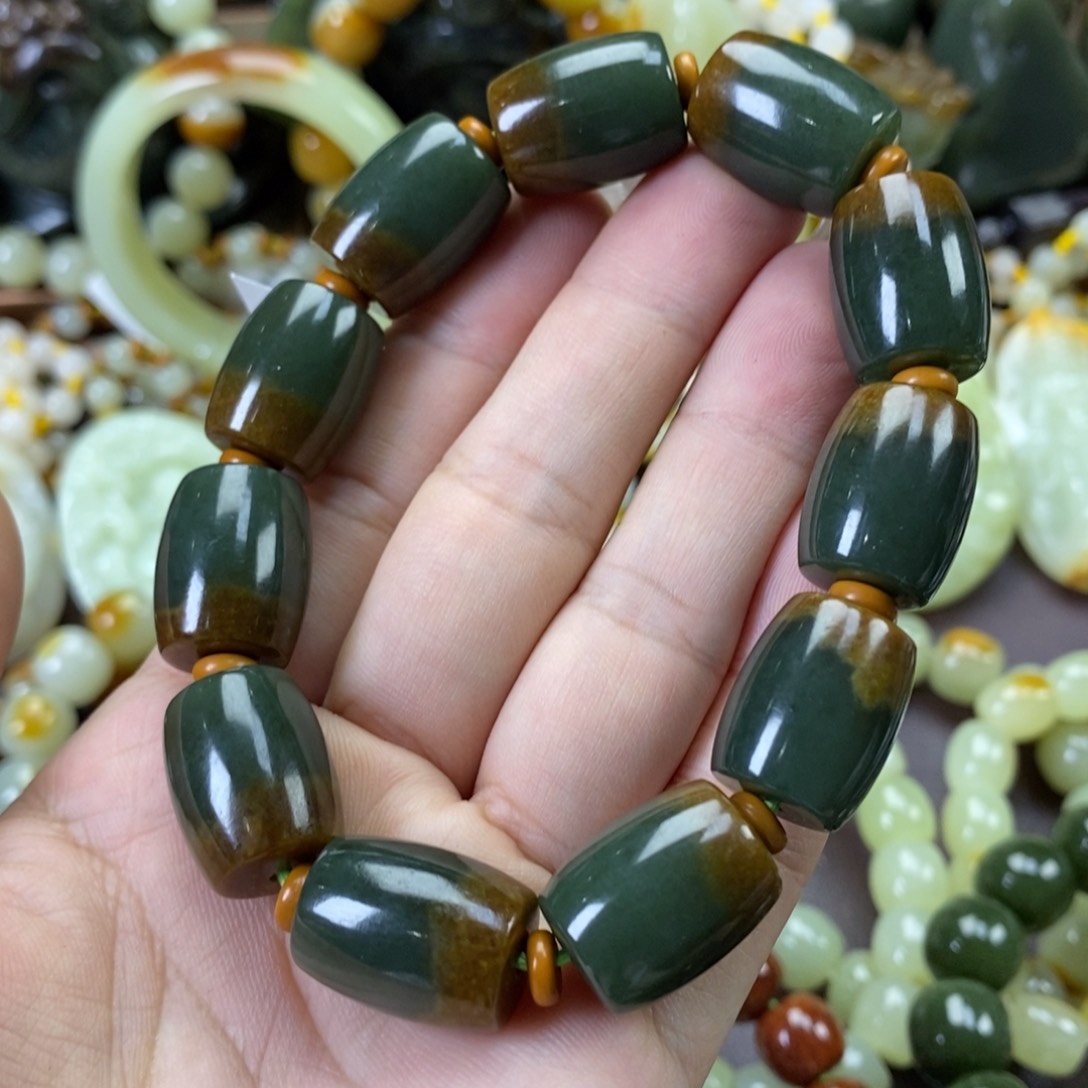 未镶嵌手串透闪石质玉我****…