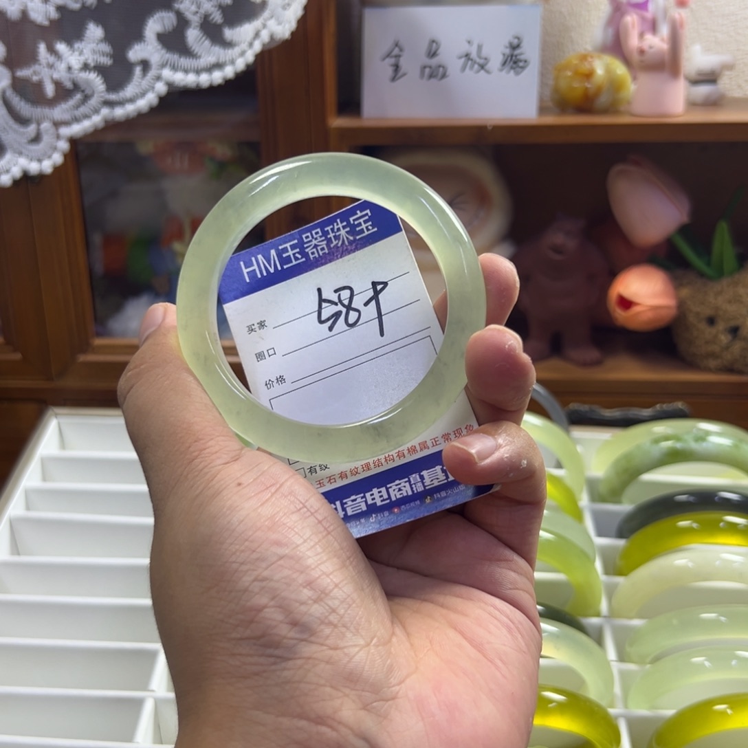 未镶嵌蛇纹石玉手镯60