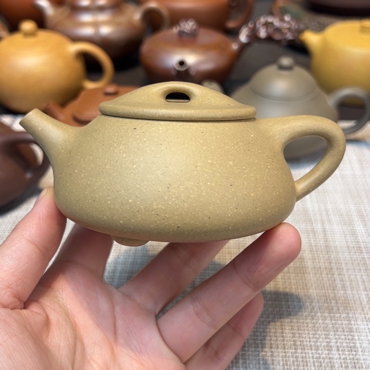 茶壶紫砂石瓢，容量170毫升，本绿