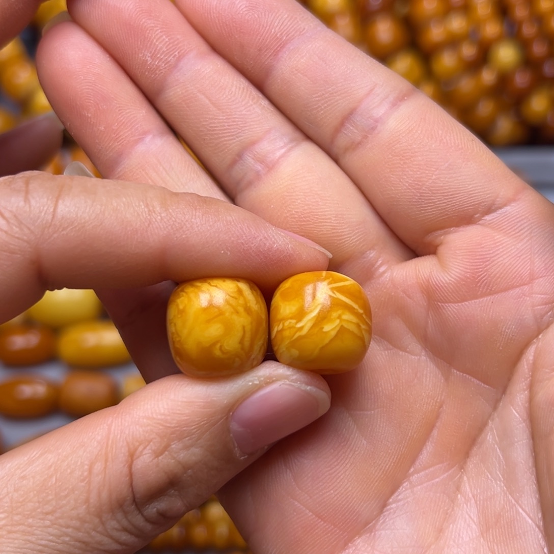 琥珀未镶嵌吊坠(不含链)