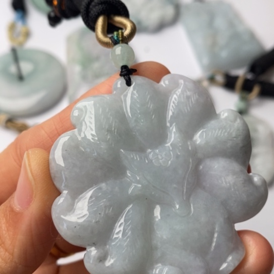 翡翠未镶嵌挂件翡翠