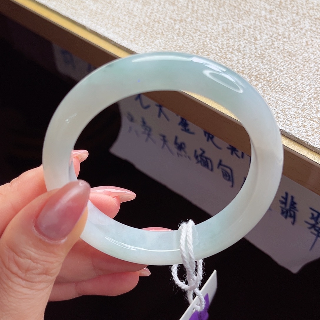 翡翠未镶嵌手镯手镯