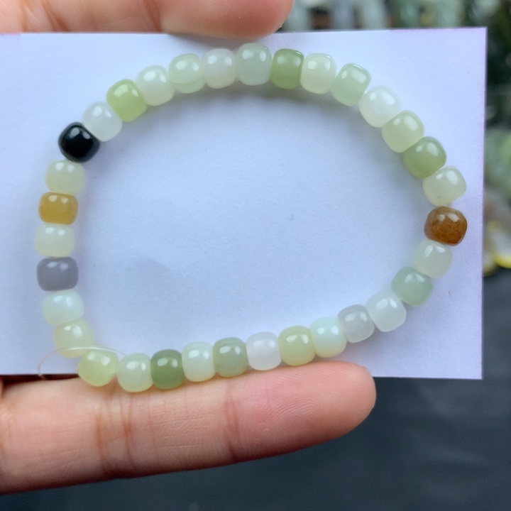 未镶嵌手镯和田玉2