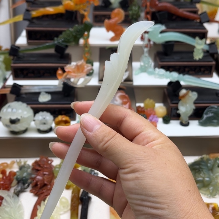 蛇纹石玉未镶嵌岫玉发簪