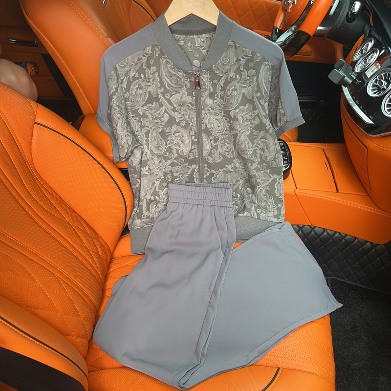 739#A 深圳南油原创女款时尚户外休闲女士春夏套装