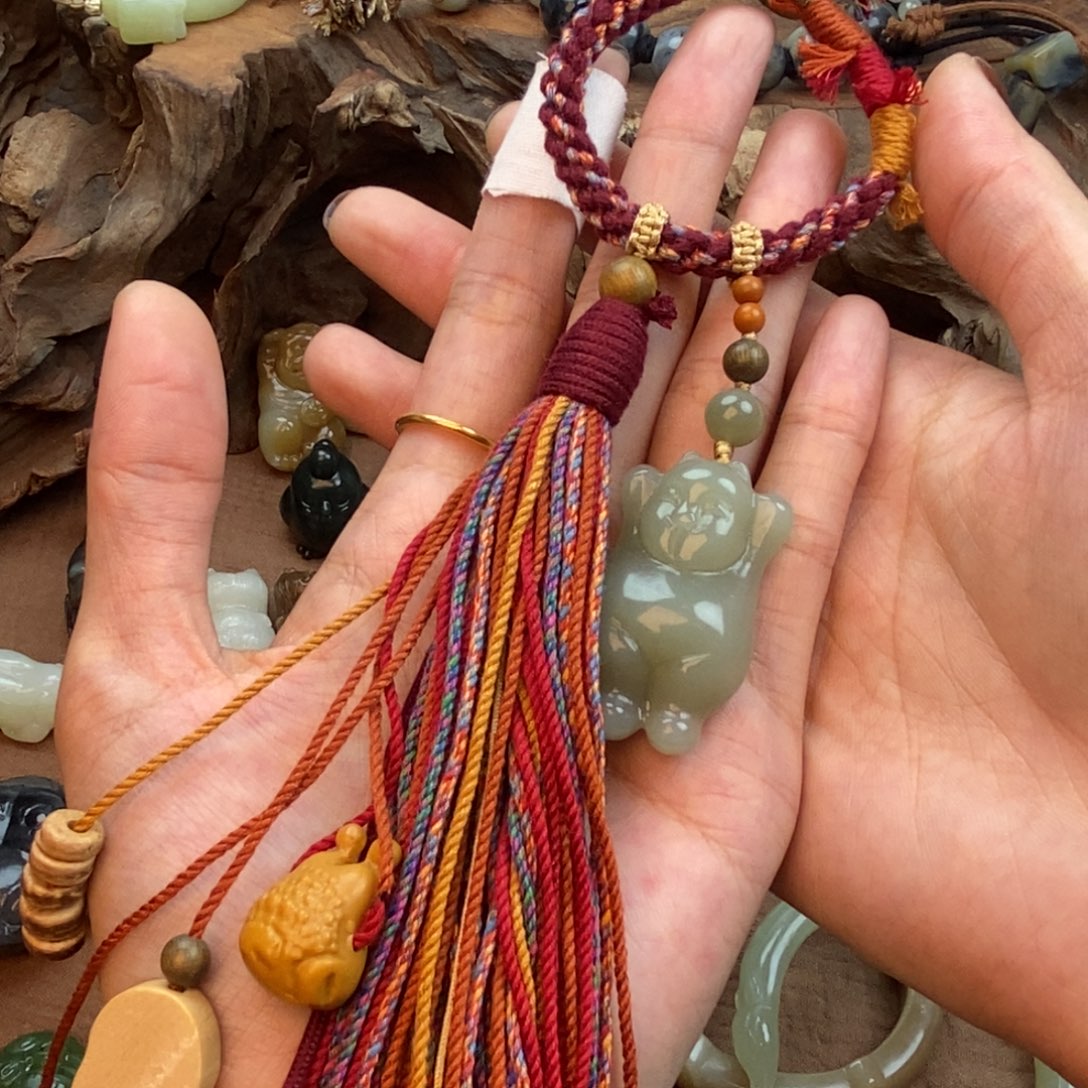 颈饰未镶嵌和田玉包挂