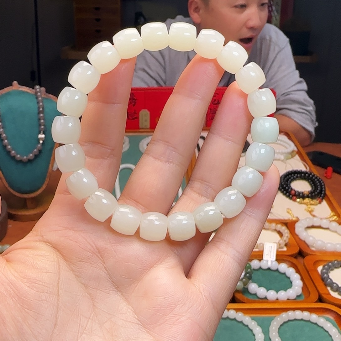 和田玉未镶嵌手链