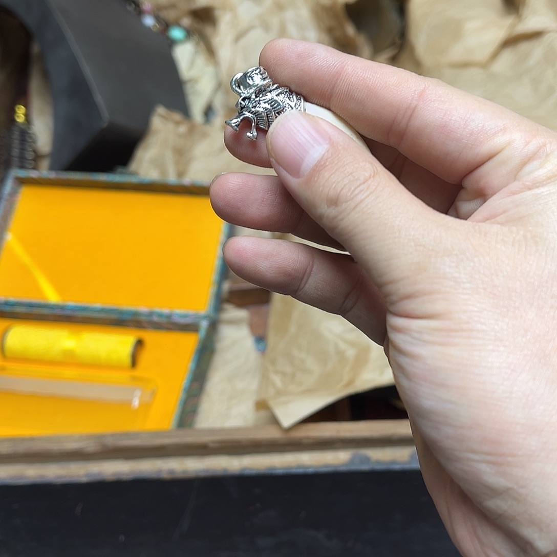 大叶紫檀（黑酸枝木类）