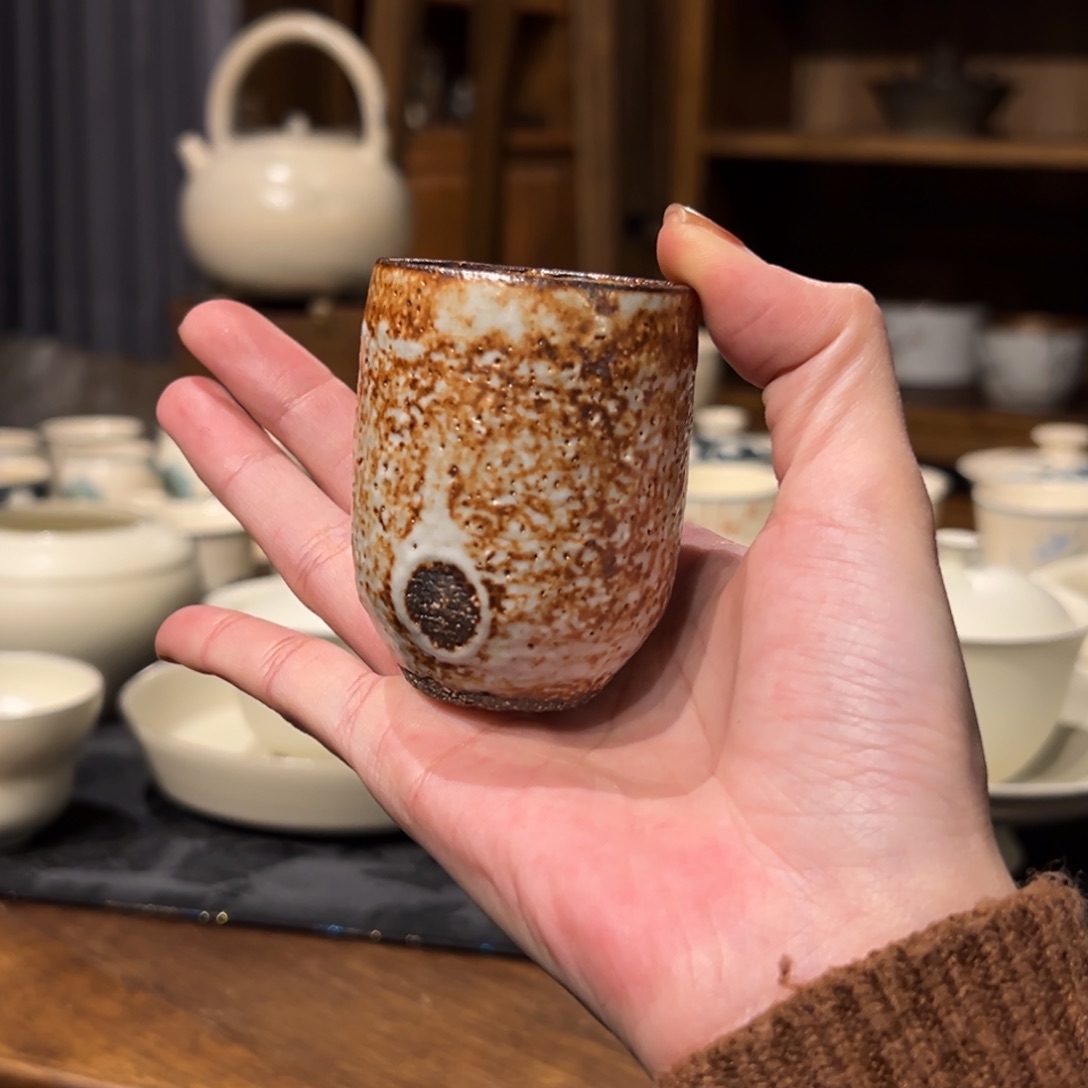 摆件陶瓷。     陶瓷。      