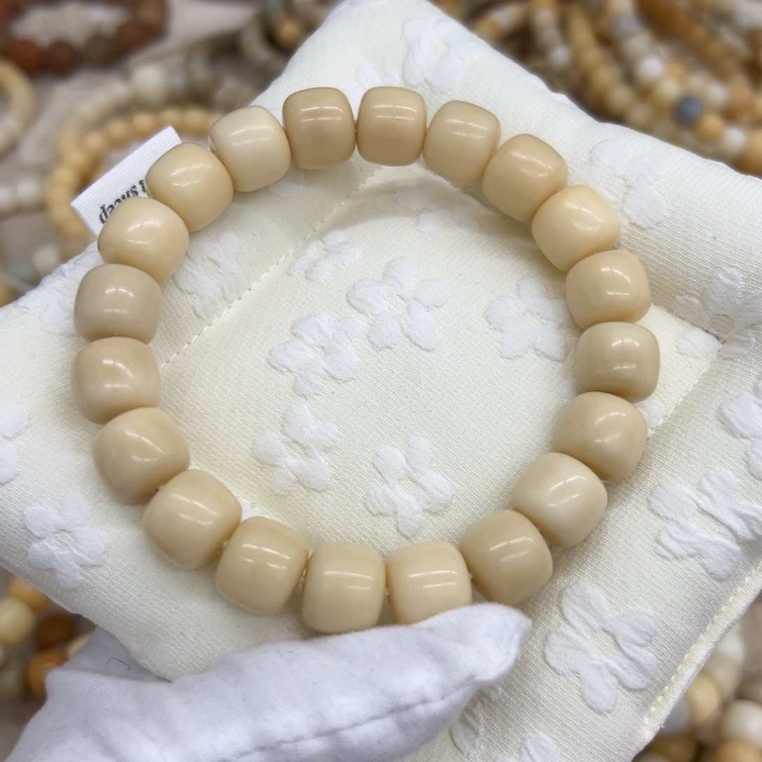 吊坠菩提根/象牙果14干磨奶咖088