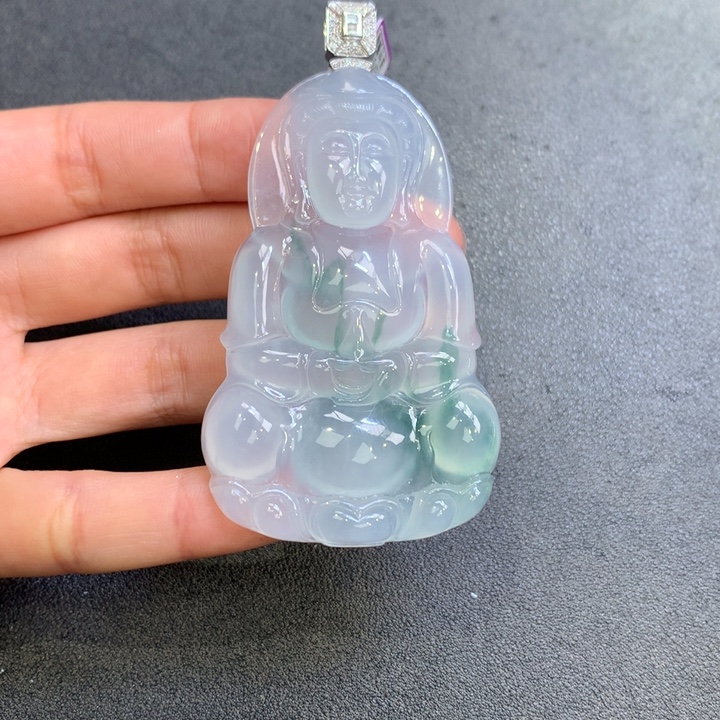 翡翠18K金镶嵌颈饰翡翠