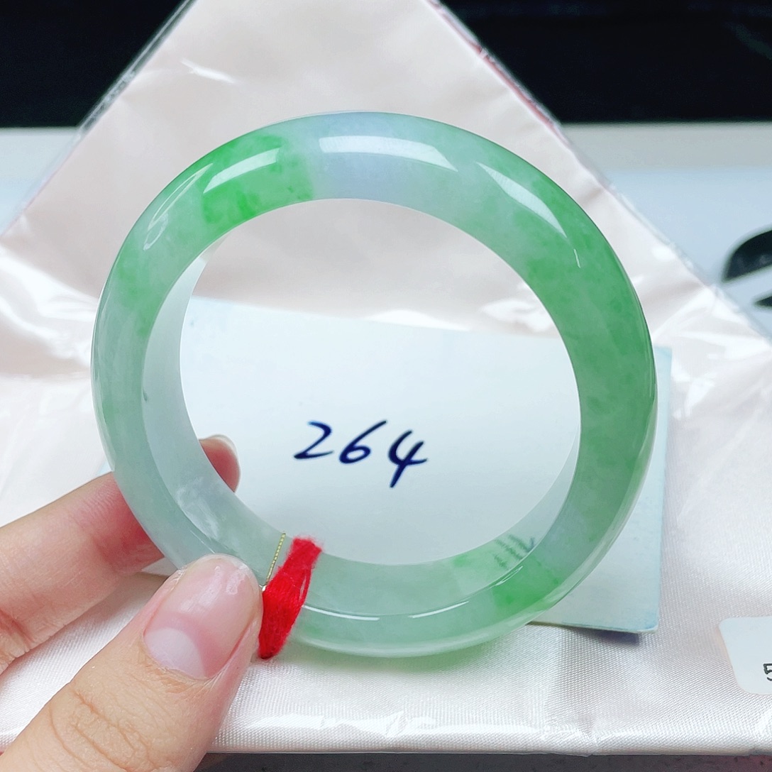 翡翠未镶嵌手镯正圈宽边54