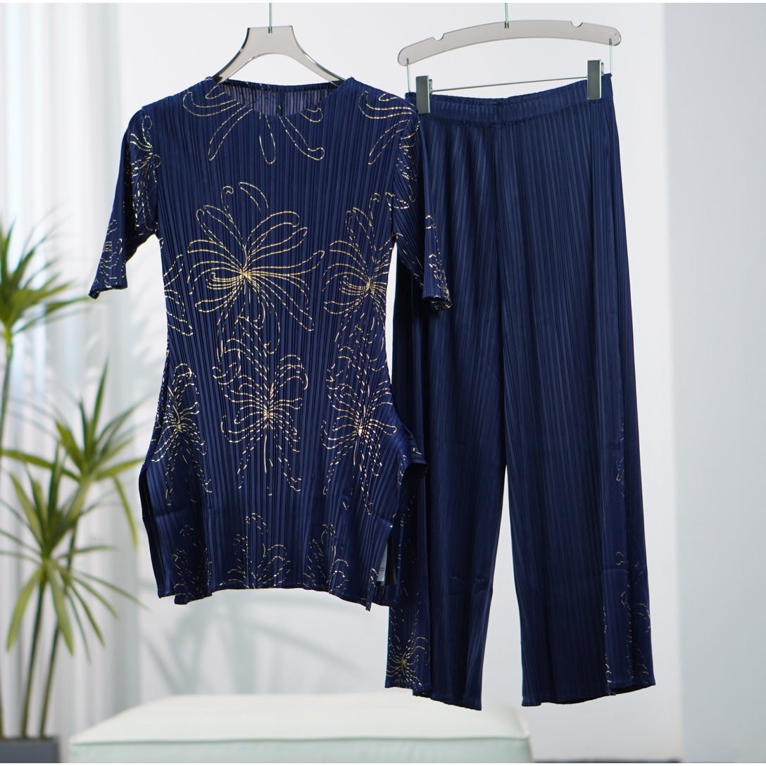 黛系列   Y593  女装简约时尚套装蓝色T1003