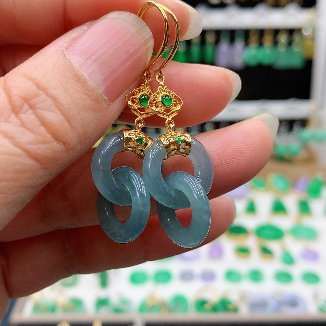 翡翠耳饰18K金镶嵌的