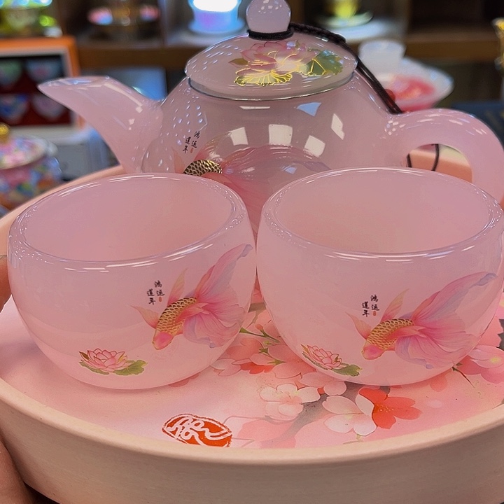 段泥茶杯啦咯哦哦啦啦咯哦咯