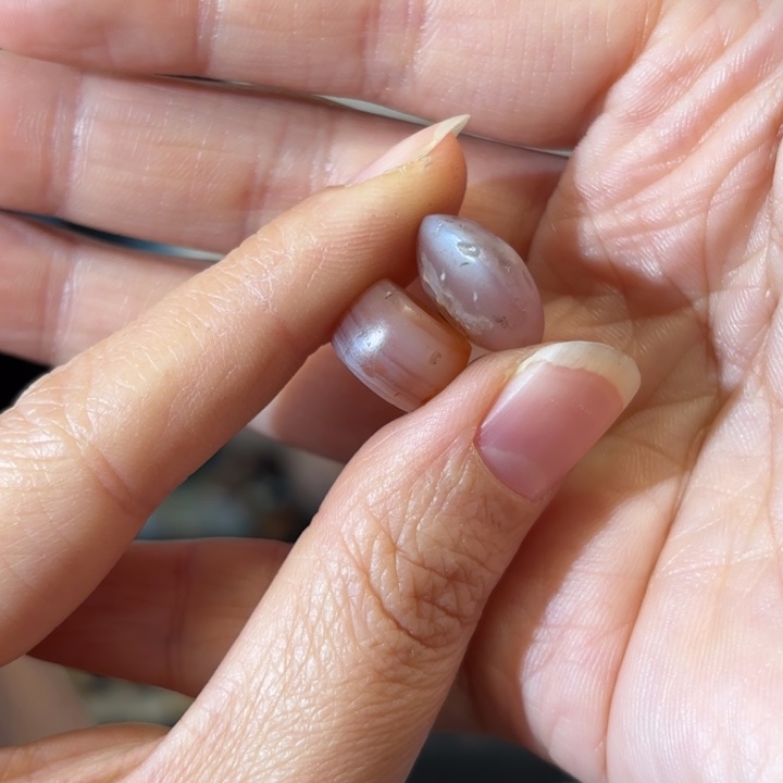 包***）玛瑙/玉髓未镶嵌颈饰玛瑙