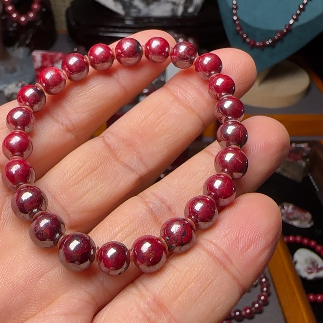 天然辰砂原矿手串