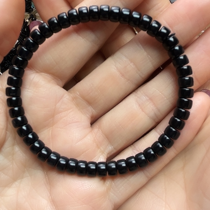 和田玉（墨玉）未镶嵌颈饰貔貅