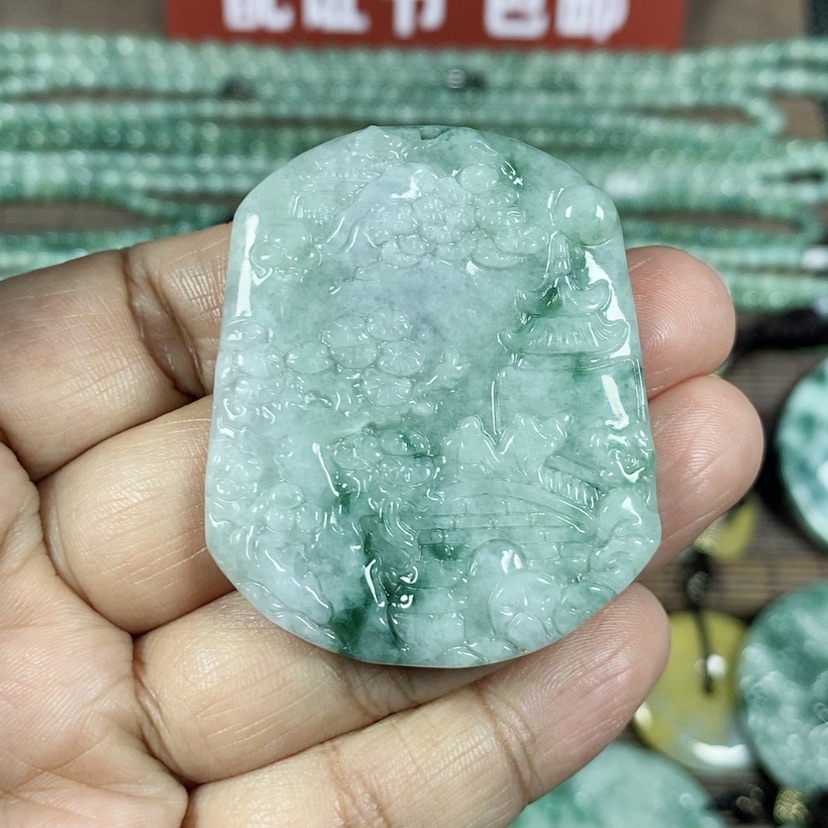 【闪购商品】翡翠颈饰未镶嵌玉吊坠翡翠玉山水牌