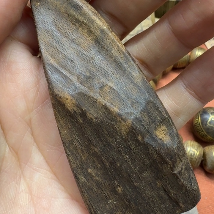 大叶紫檀（黑酸枝木类）