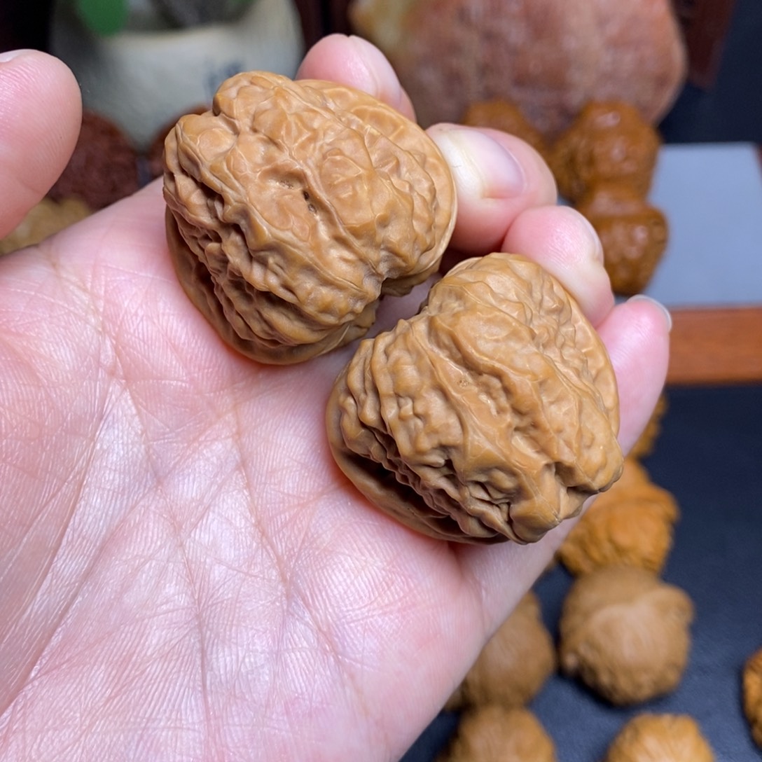 卢****文玩核桃把件36蛙