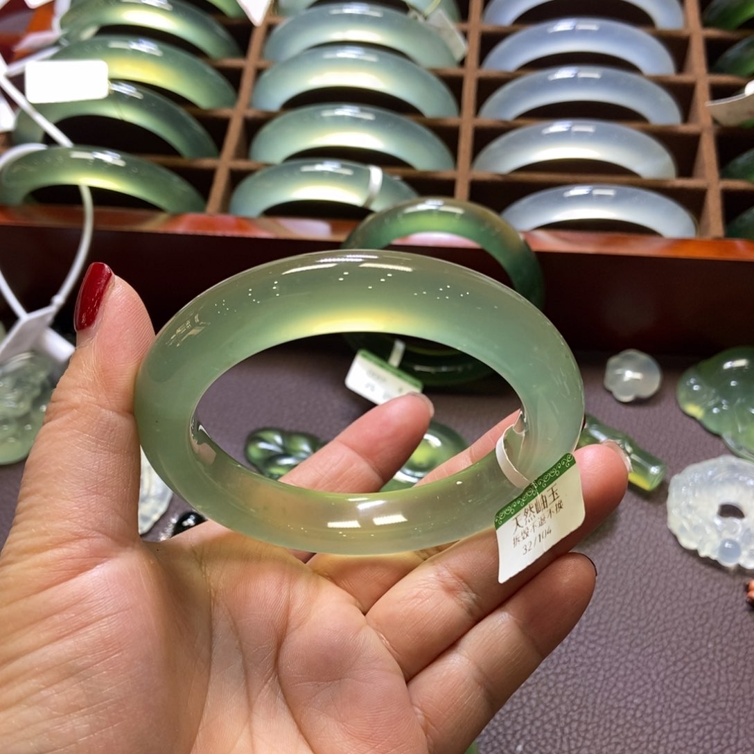 蛇纹石玉手镯58未镶嵌