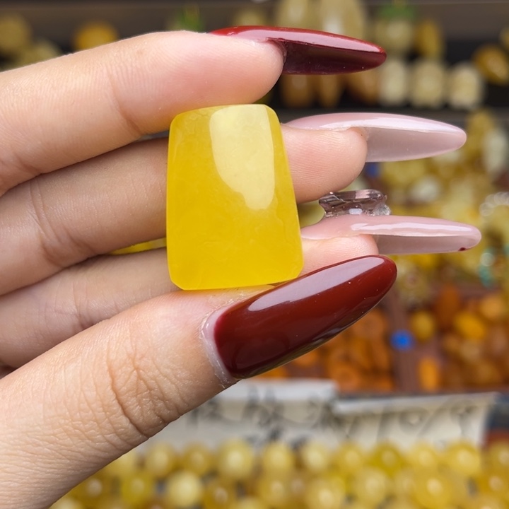 蜜蜡未镶嵌珠宝奇石满蜡妖花无事牌