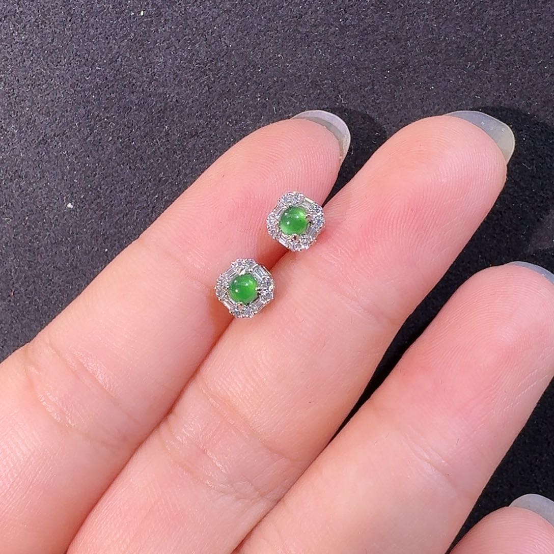 翡翠银S925镶嵌耳饰蛋面