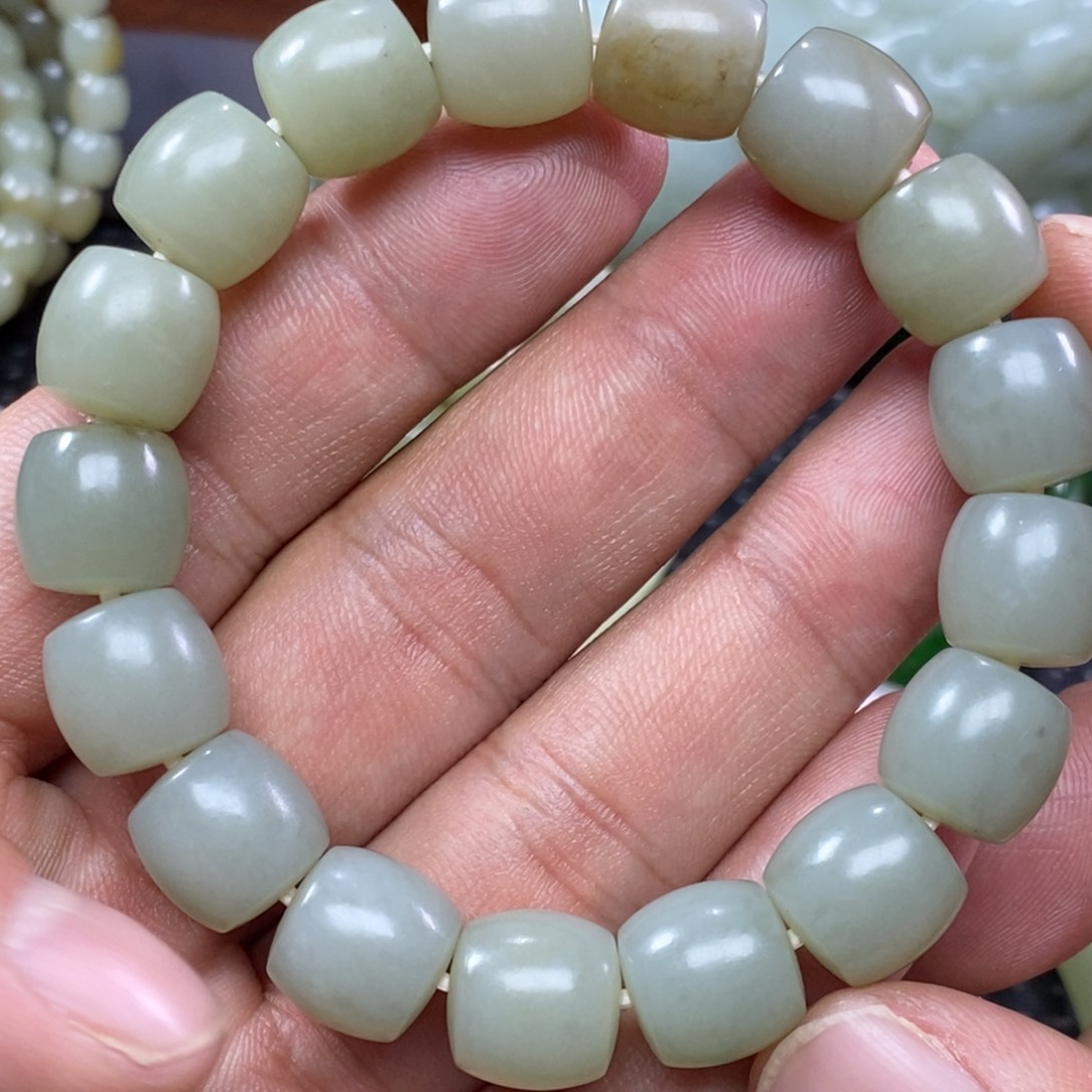 和田玉手链未镶嵌