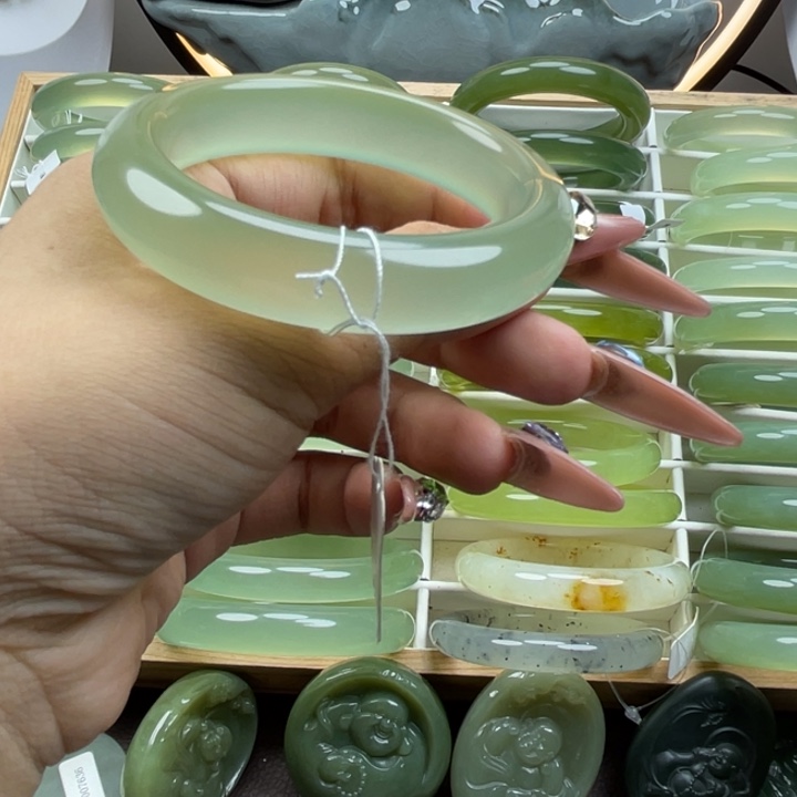 涟***漪蛇纹石玉合金手镯