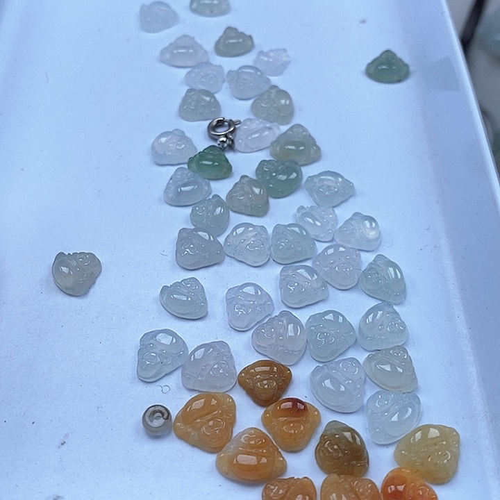 翡翠未镶嵌吊坠(不含链)一个22
