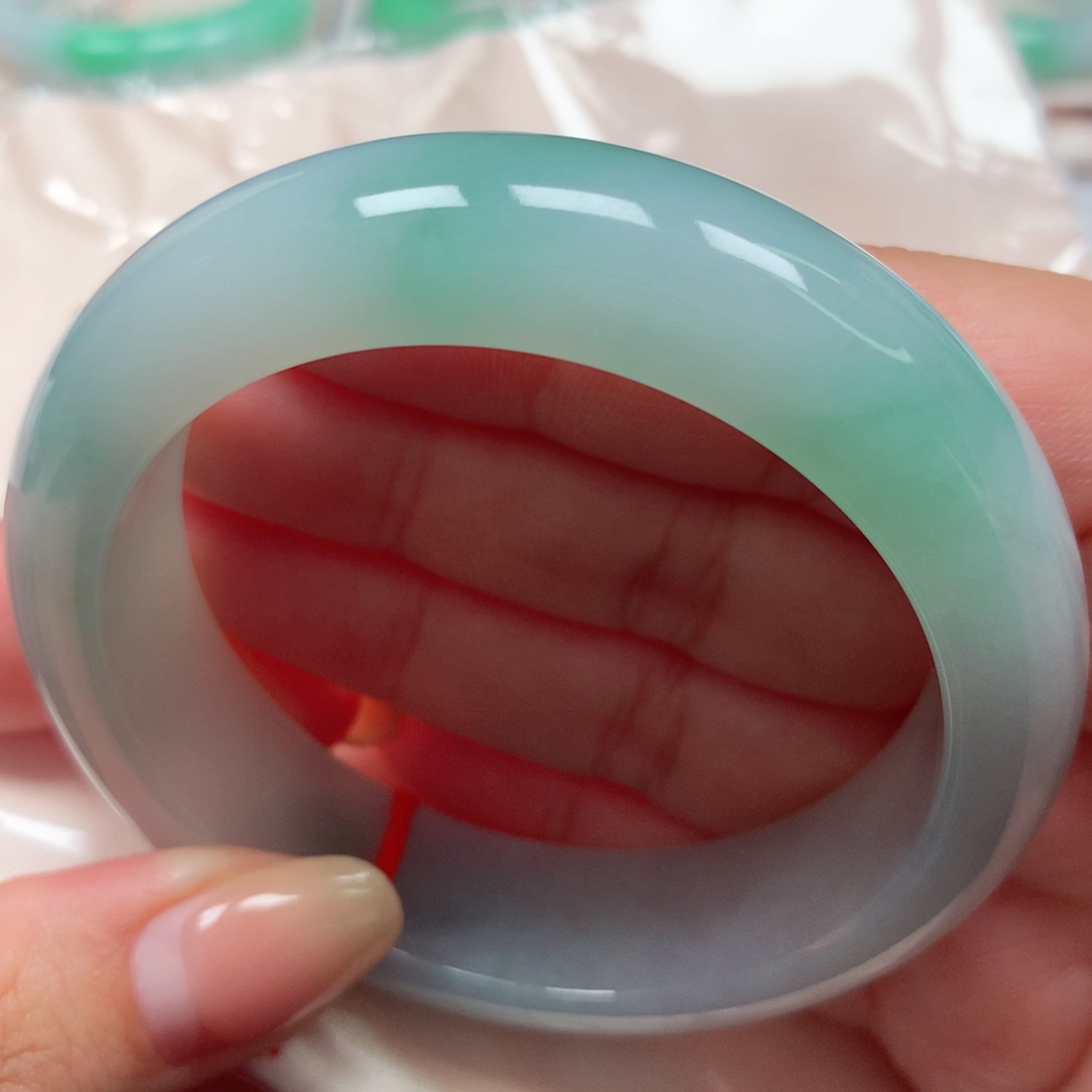 美***馆翡翠未镶嵌手镯燕儿强推⭐️56