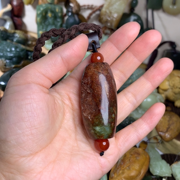 岫岩河磨玉（透闪石质玉）吊坠未镶嵌