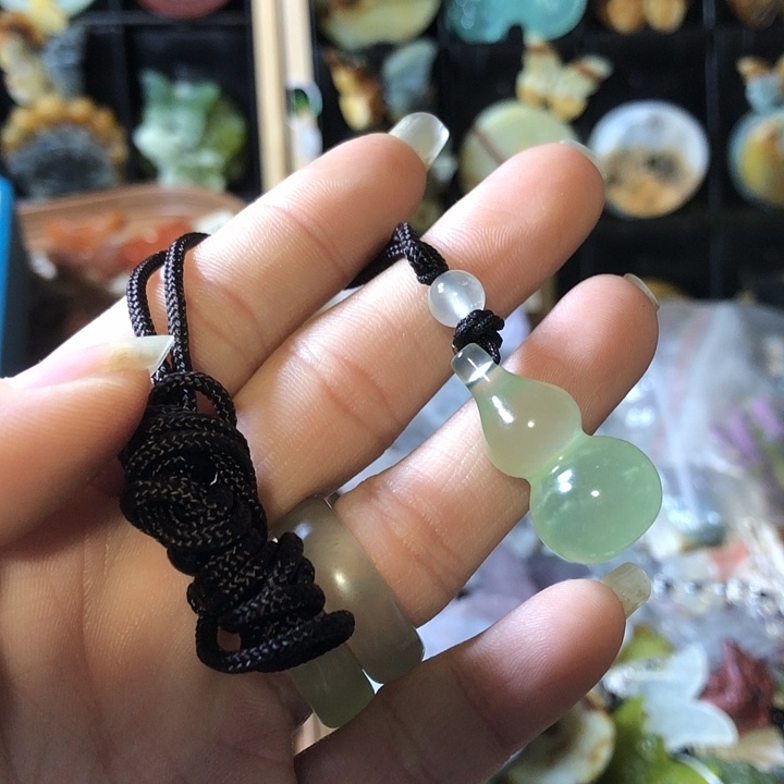 岫玉未镶嵌岫玉挂件