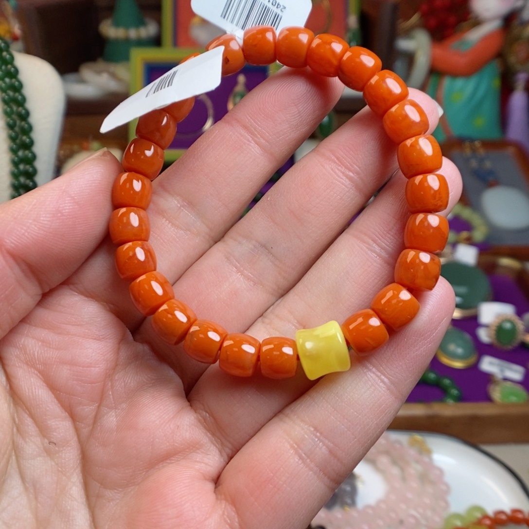 南红玛瑙颈饰未镶嵌