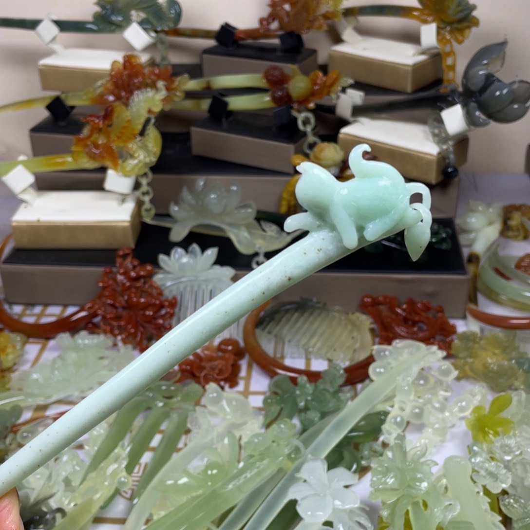 未镶嵌蛇纹石玉发饰