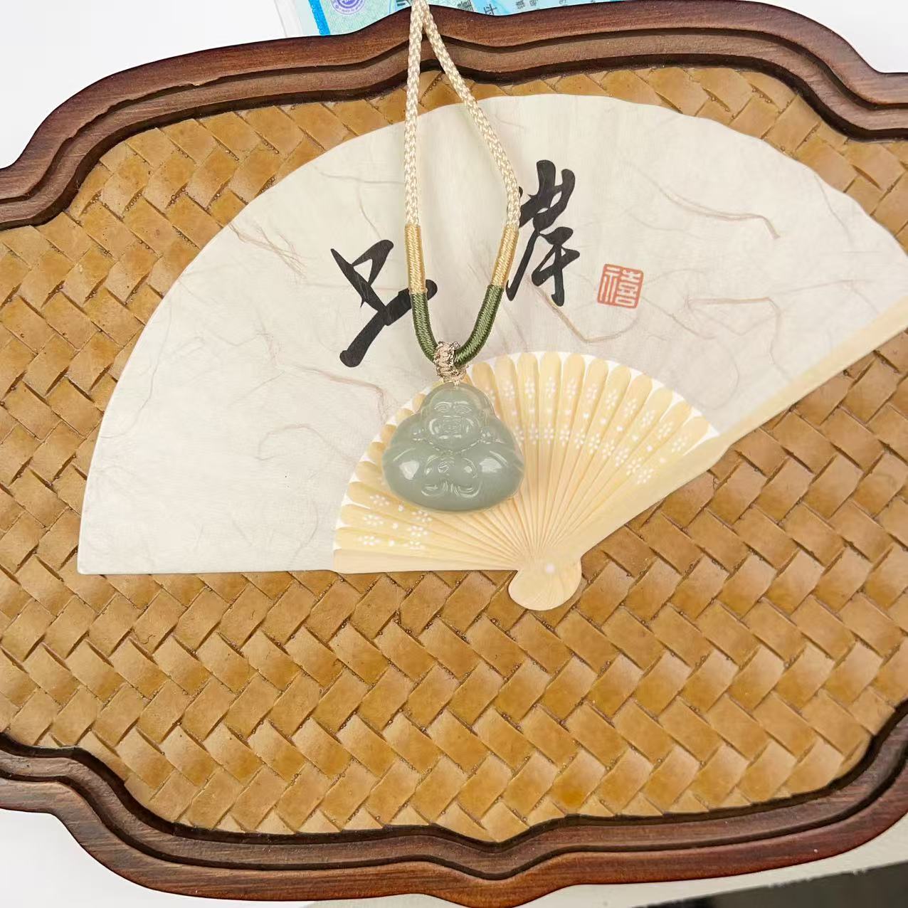 和田玉鸭蛋青抱抱佛吊坠 多样性发货拍一发一