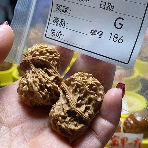 核桃把件自产自销……