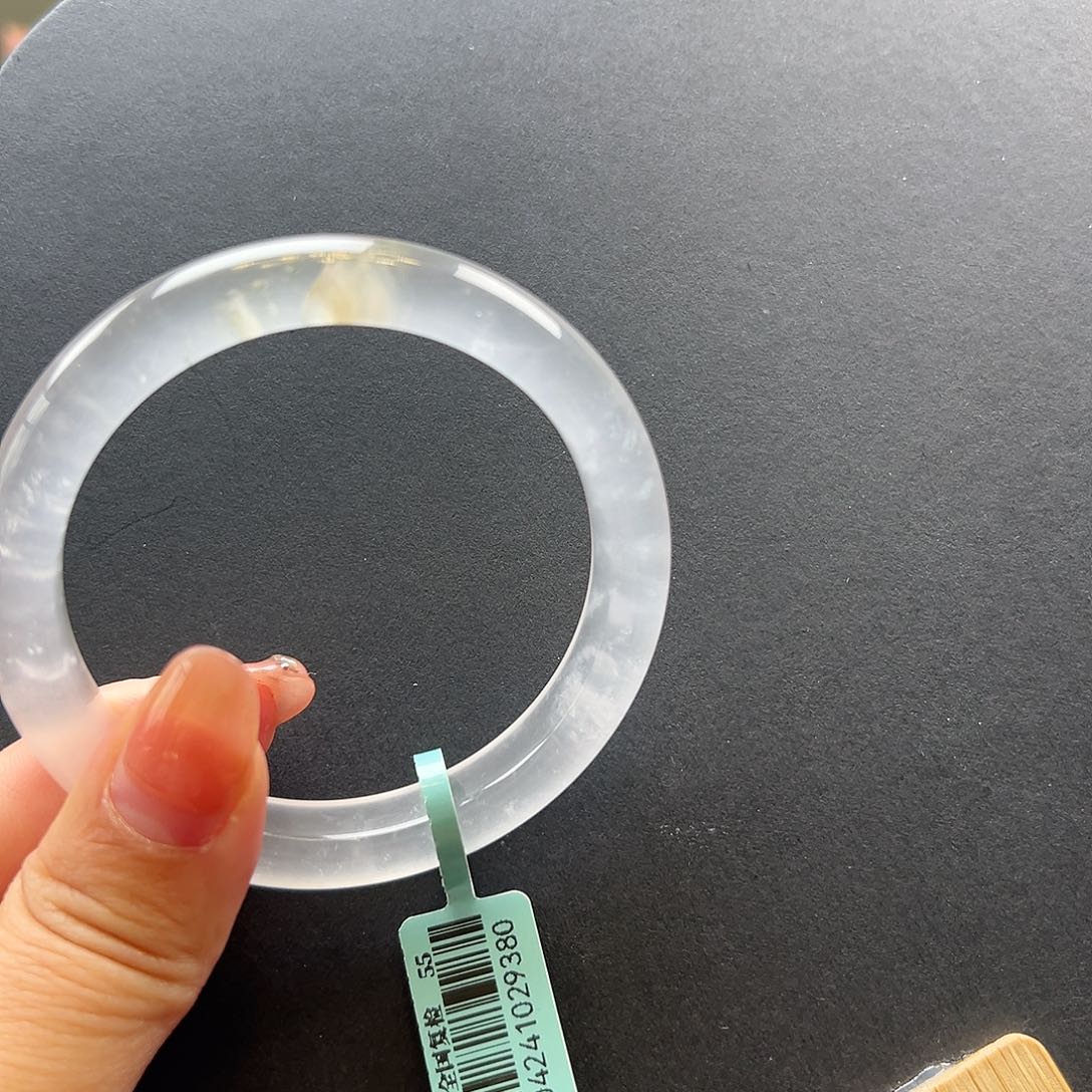 石英质玉手镯未镶嵌55