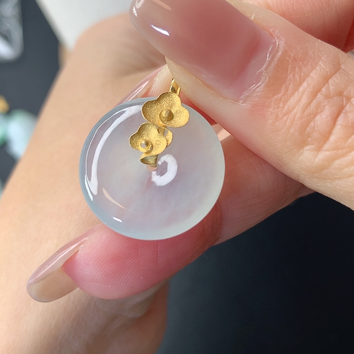 【闪购商品】翡翠吊坠(赠链)18K金镶嵌