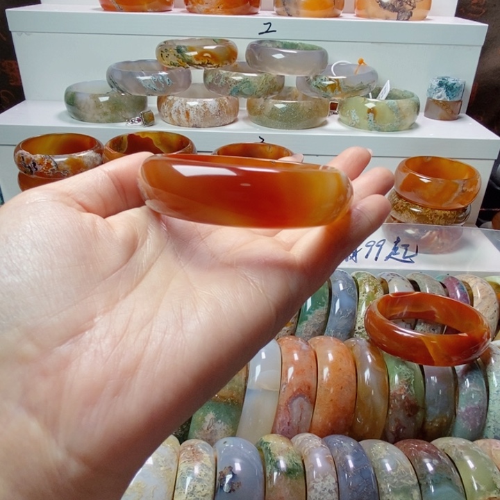 玛瑙/玉髓手镯合金三***乐