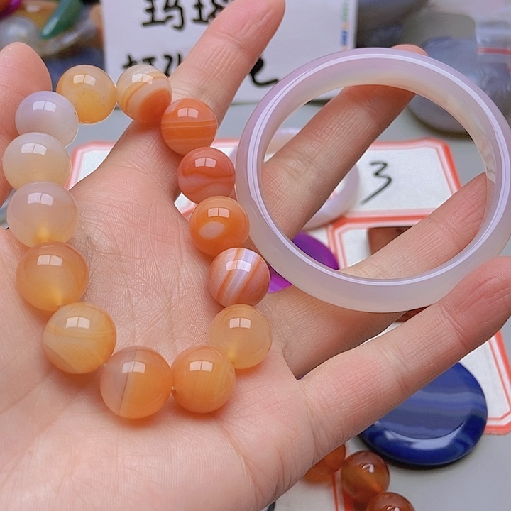【闪购商品】玛瑙/玉髓珠宝半成品未镶嵌W***动